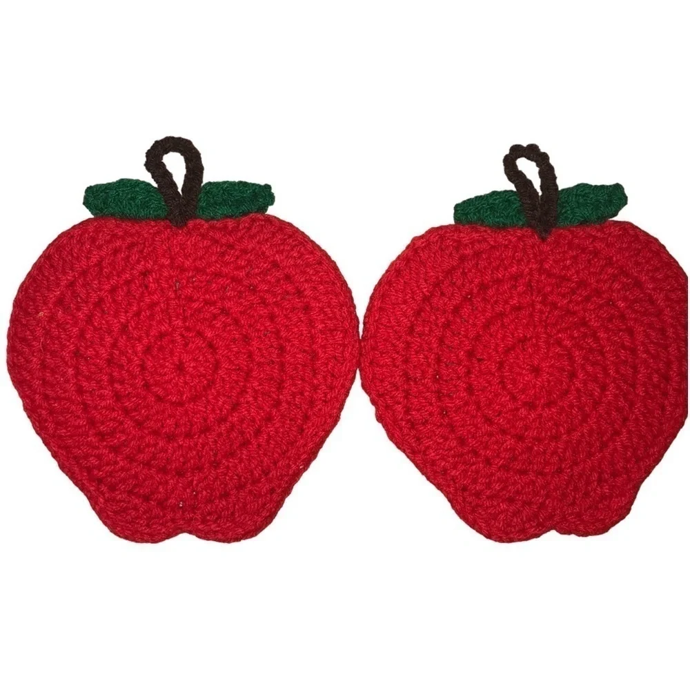 Vintage Crochet Hand Made Apple Potholders Trivets 2 Pc Set